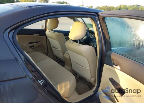 2011 Honda Accord 2.4 Lx из США, поврежденный, VIN 1HGCP2F3XBA026688